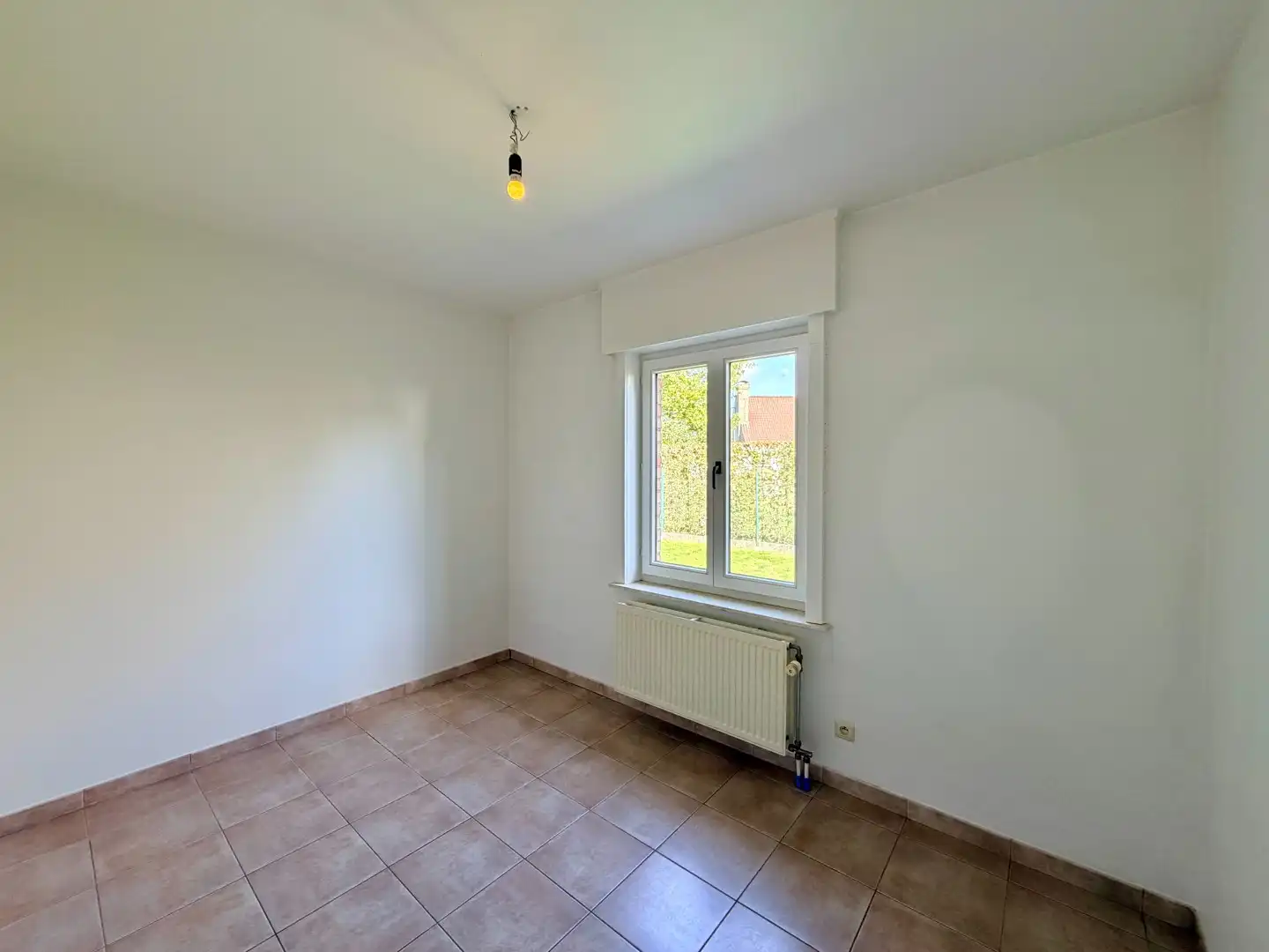 Instapklare vrijstaande woning vlakbij centrum Tielt! foto 9