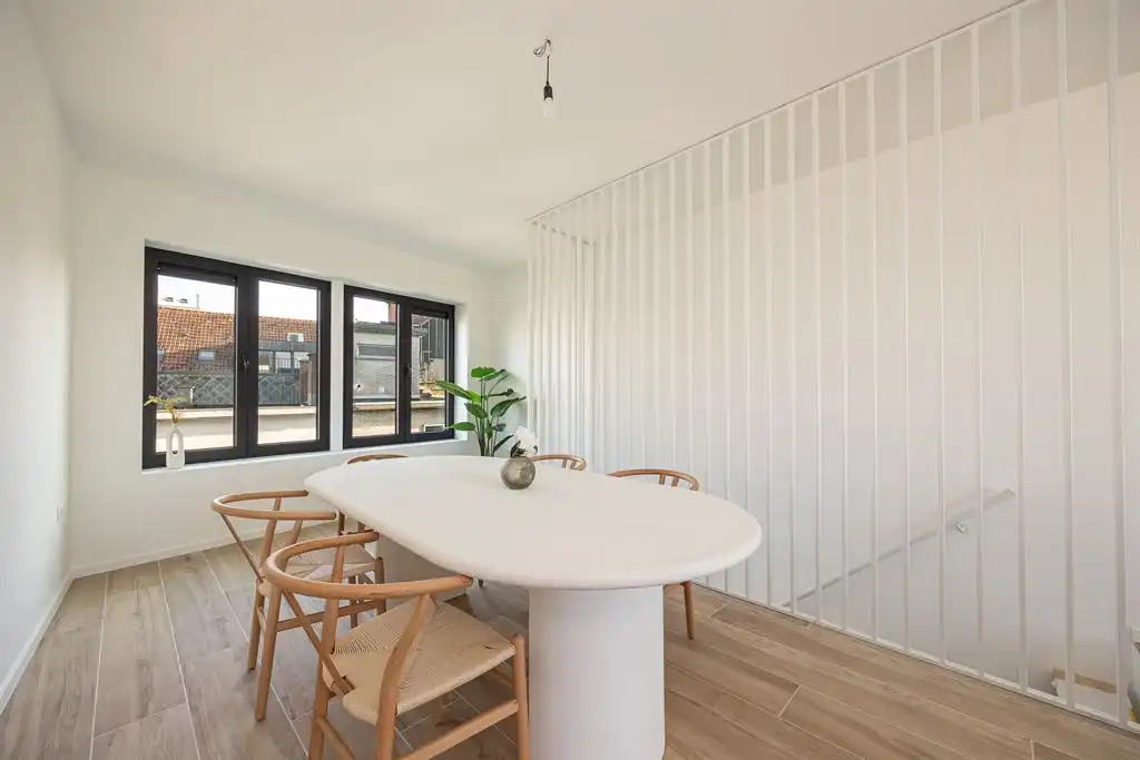 Unieke, energiezuinige woning met dakterras foto 4