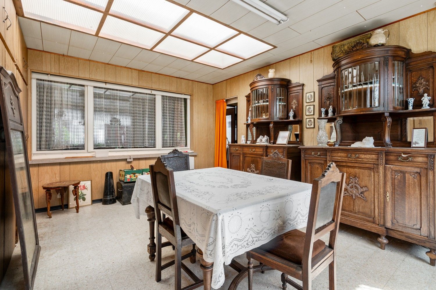 Te renoveren woning met magazijn en veel potentieel op toplocatie in Lint foto 12