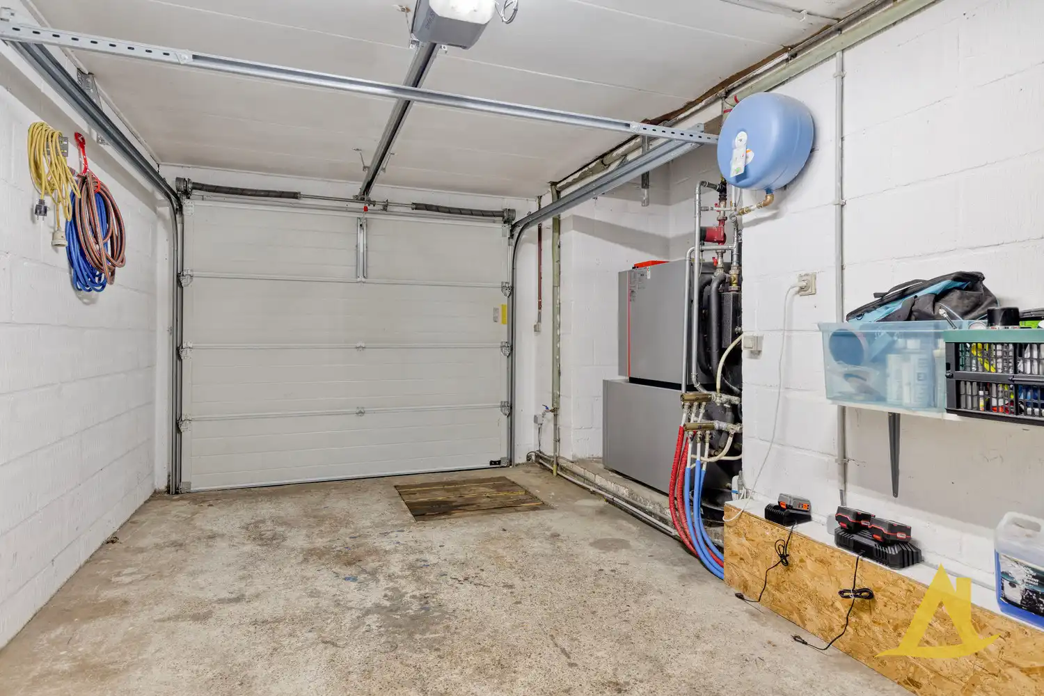 ZEER RUSTIG GELEGEN, INSTAPKLARE HOB, TE LUMMEN! foto 26