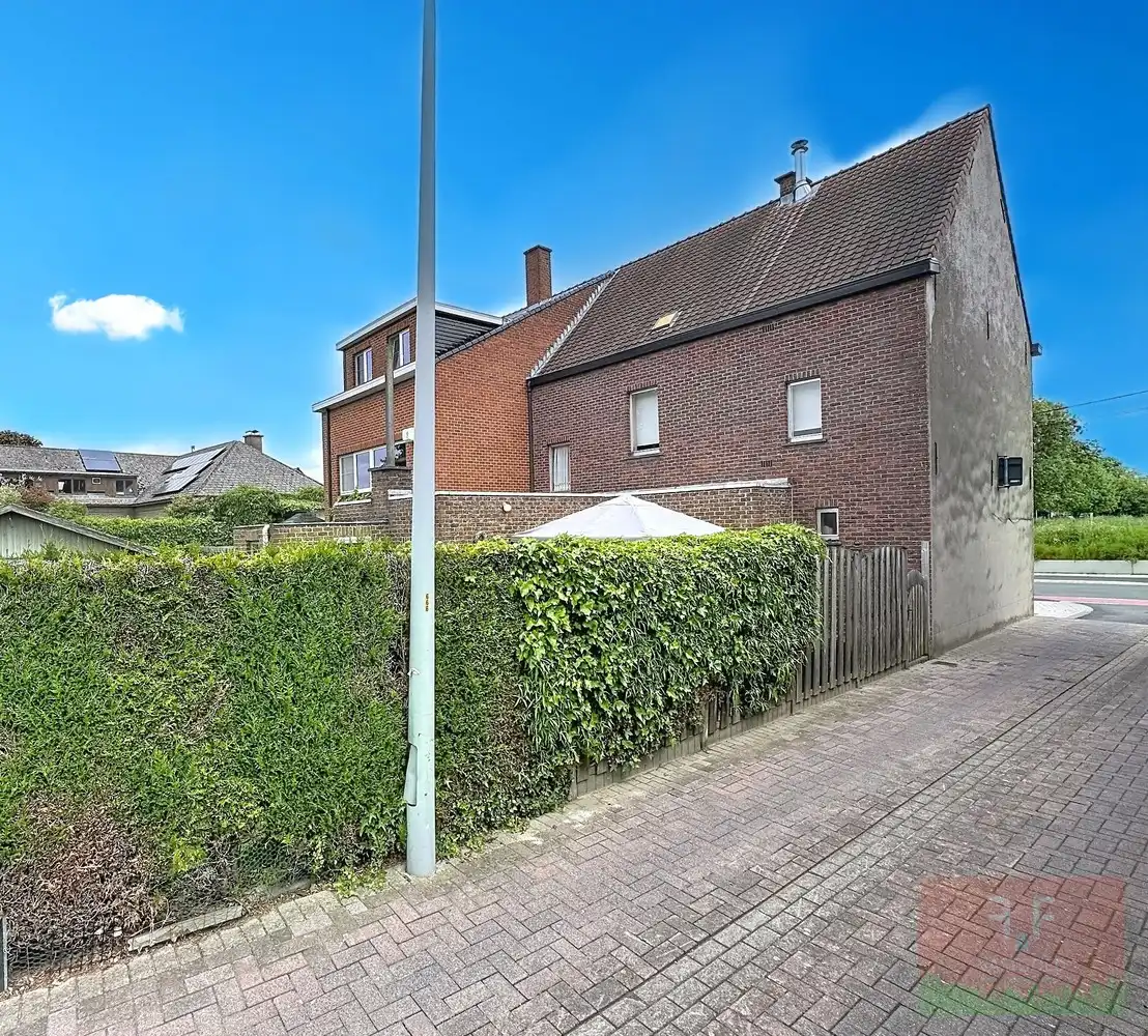 Hoekwoning met 3 slaapkamers, garage en zuid gerichte tuin te Sint-Lievens-Houtem foto 25
