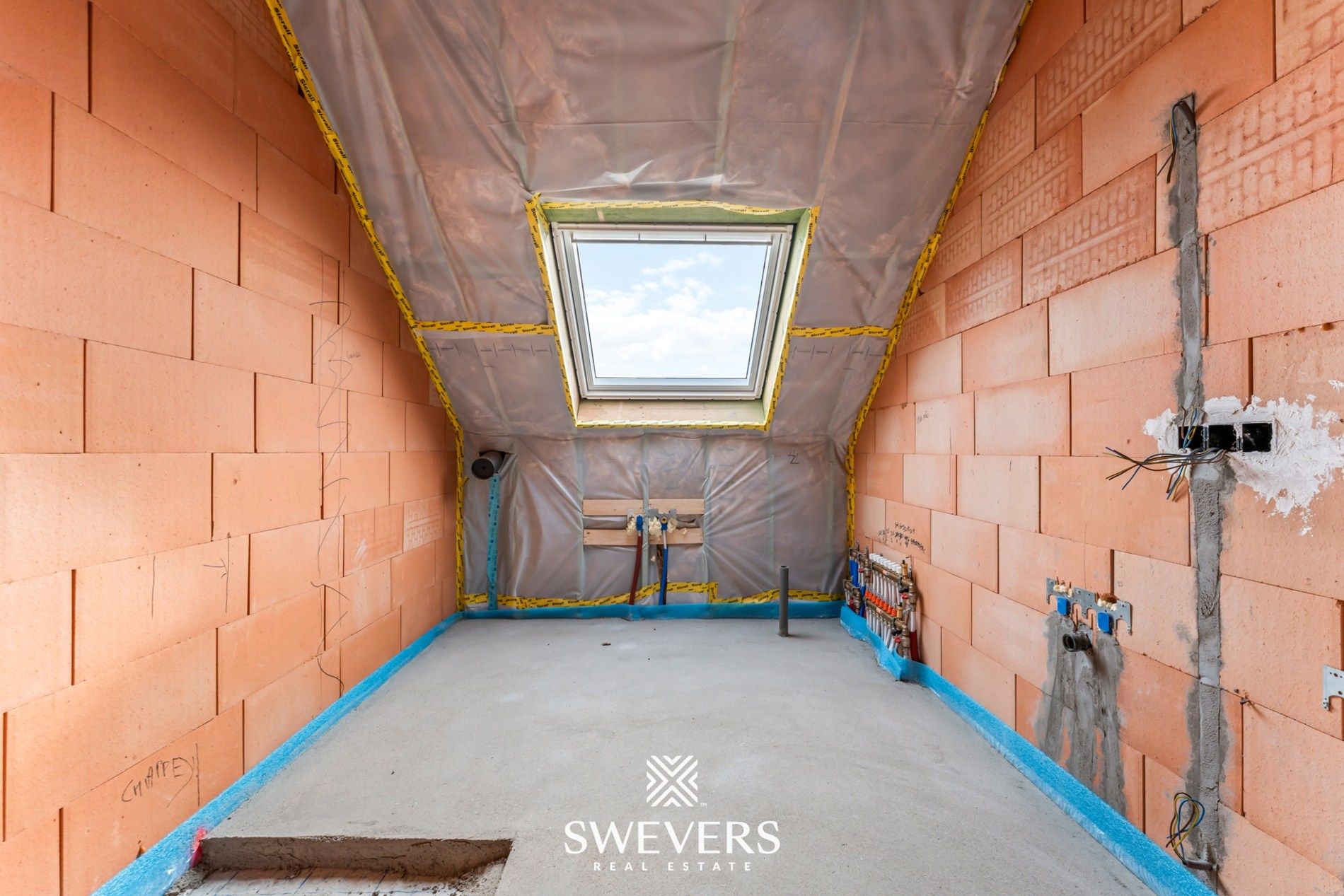 CASCO+: Ruim duplexappartement met groot terras en garage in Helchteren foto 16