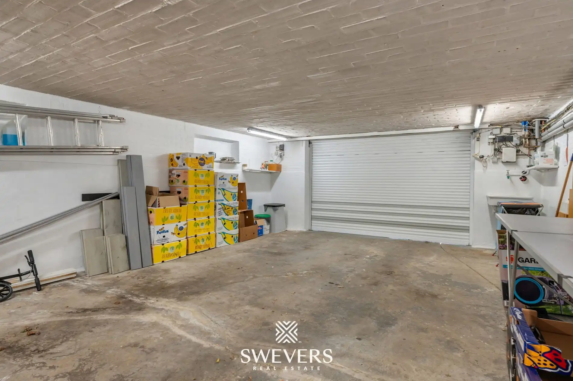 Instapklare gezinswoning op 11are 30ca in centrum Beringen foto 37