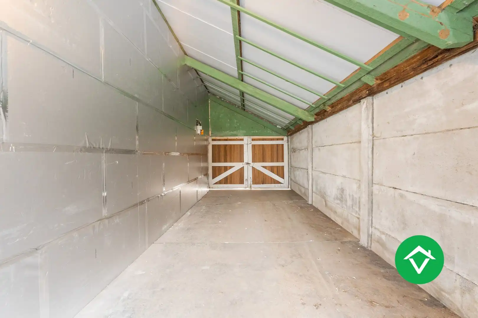 Volledig gerenoveerde woning (EPB B) met garage op topligging te Eernegem foto 22