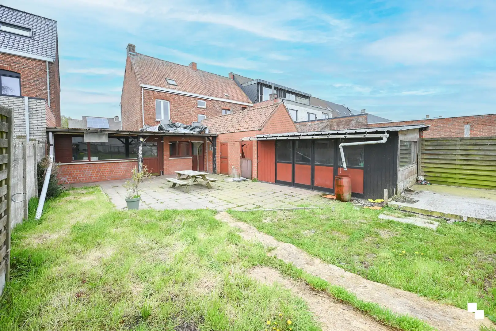 Karaktervolle woning met ruime tuin en dubbele garage te Ingelmunster foto 20