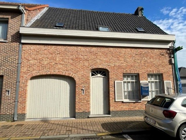 Verzorgde woning met inpandige garage in het centrum van Oostnieuwkerke op 264m². foto 13