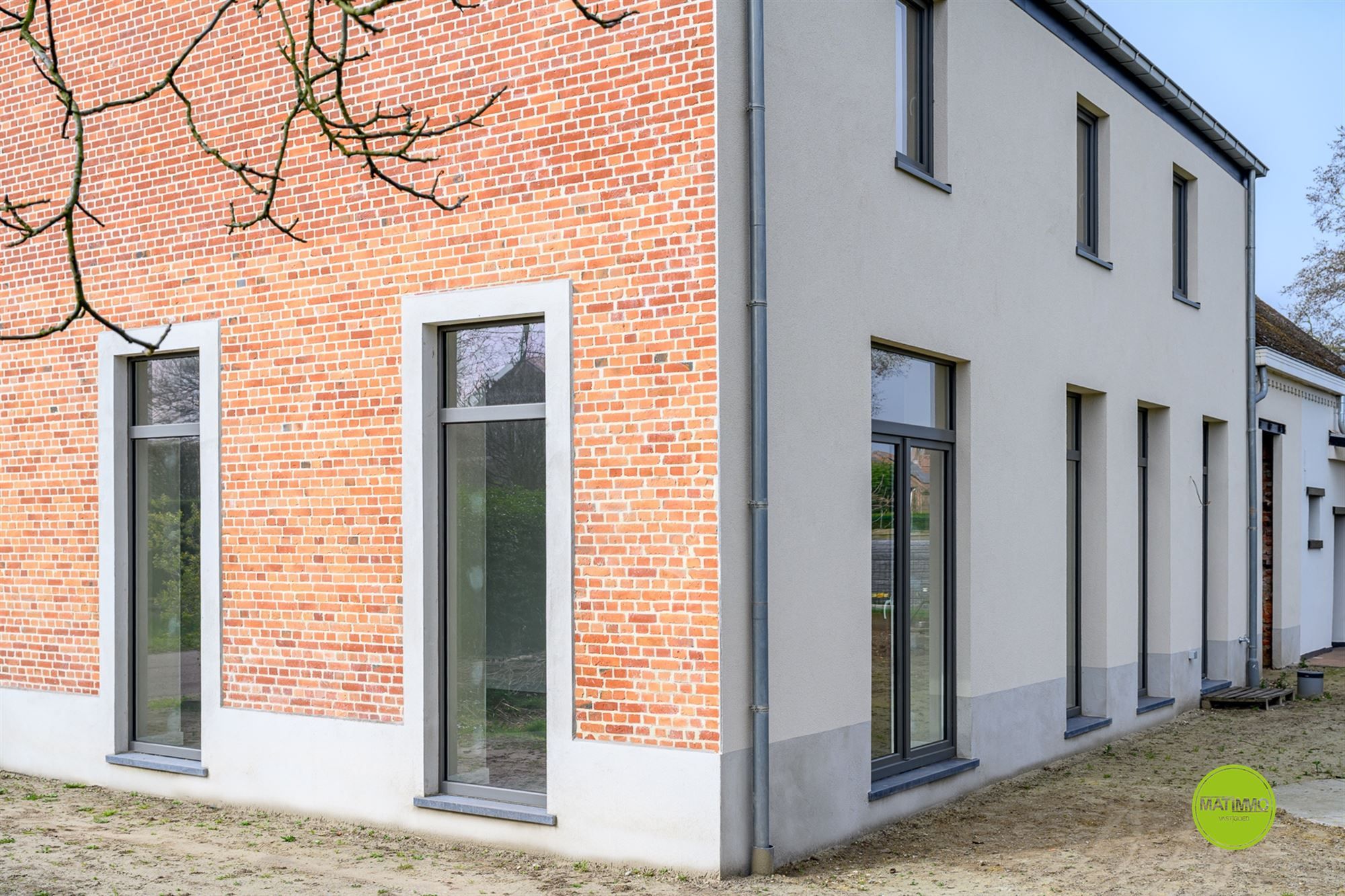 Gerenoveerde BEN-woning met 4 slaapkamers in Meerhout foto 2