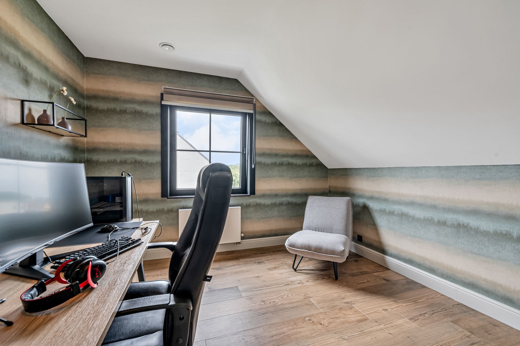 Recente (2020) open bebouwing met tuin en 3 slaapkamers foto 20