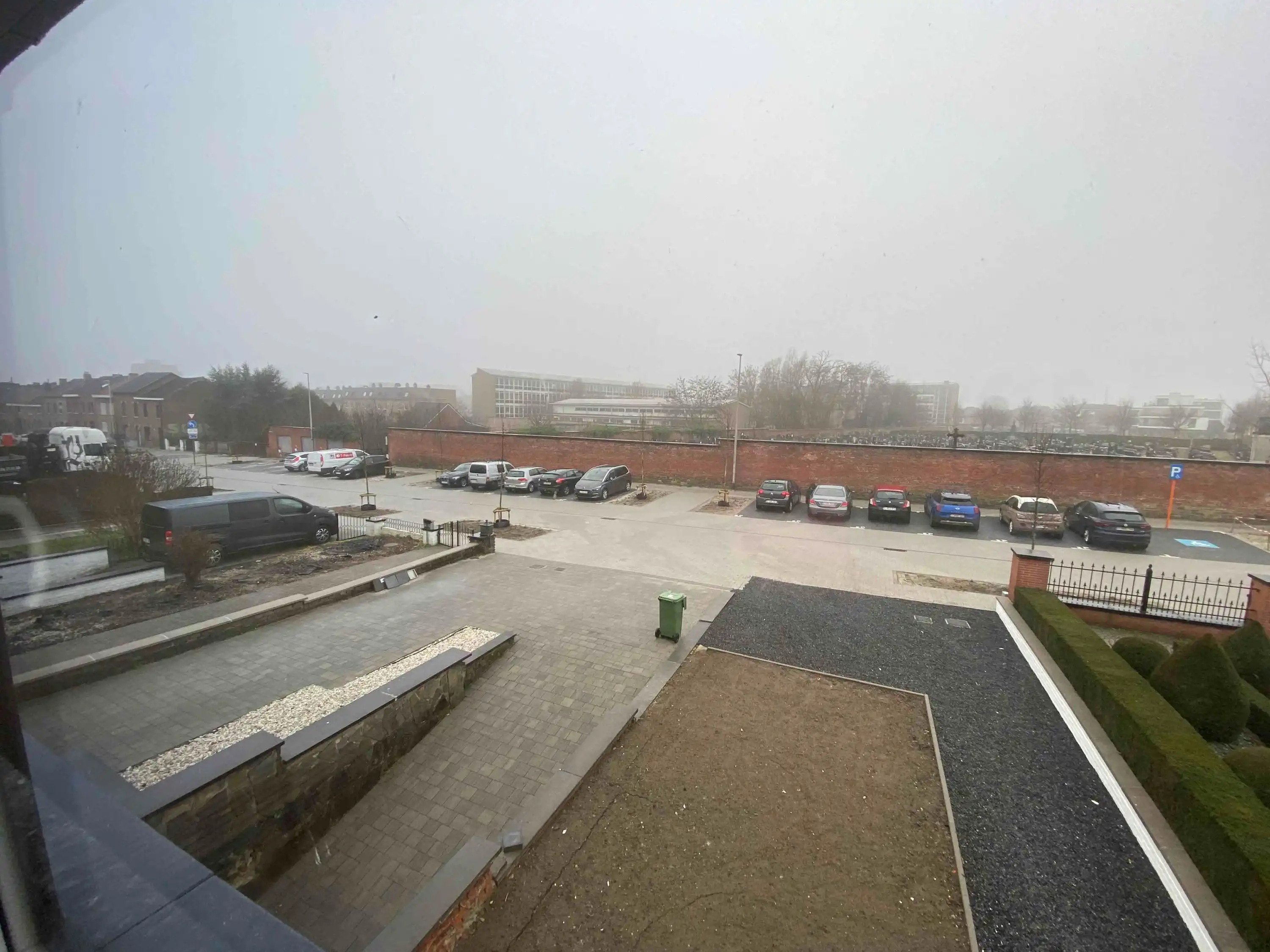 Volledig vernieuwe woning met tuin foto 13