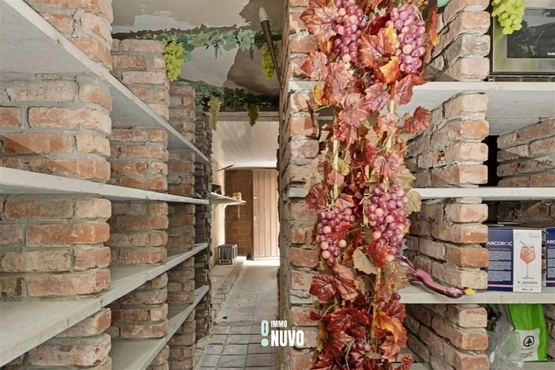 Polyvalent handelspand met woning op topligging  foto 15