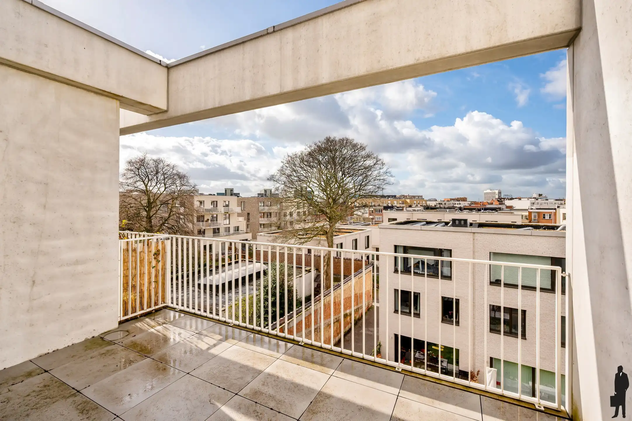 Instapklaar nieuwbouwappartement met terras foto 6