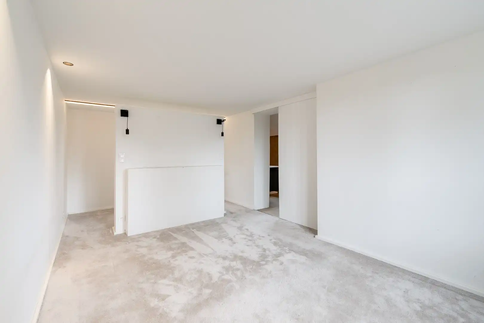 Exclusieve karaktervolle woning op een enorm perceel met 4 slaapkamers, super grote tuin met prachtig zicht op de polders foto 13