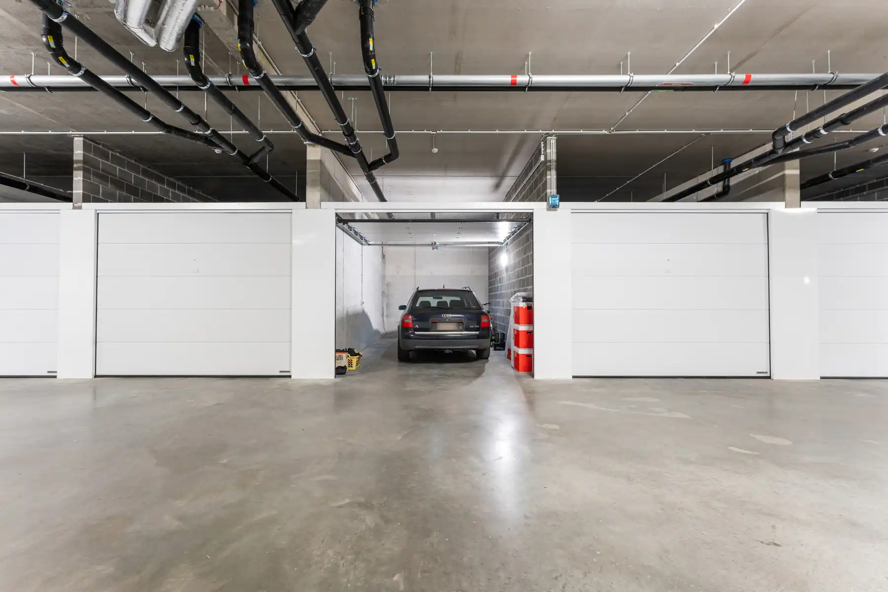 Ruime garage nabij centrum Sint-Idesbald foto 6