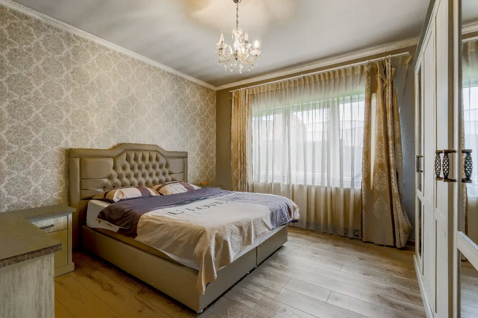 Op te knappen karakteristieke hoekwoning, 4 slpk, (EPC-label C) gelegen aan het Haspengouwse landschap. foto 32