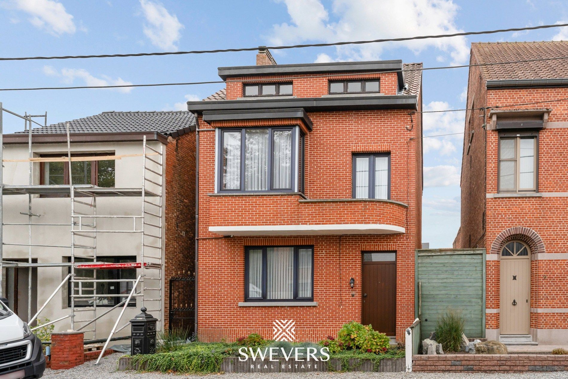 Te renoveren woning met veel karakter nabij het centrum  foto 36