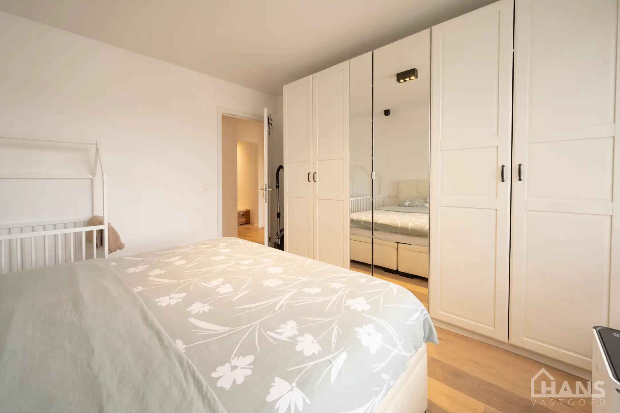 Gerenoveerd appartement. foto 11
