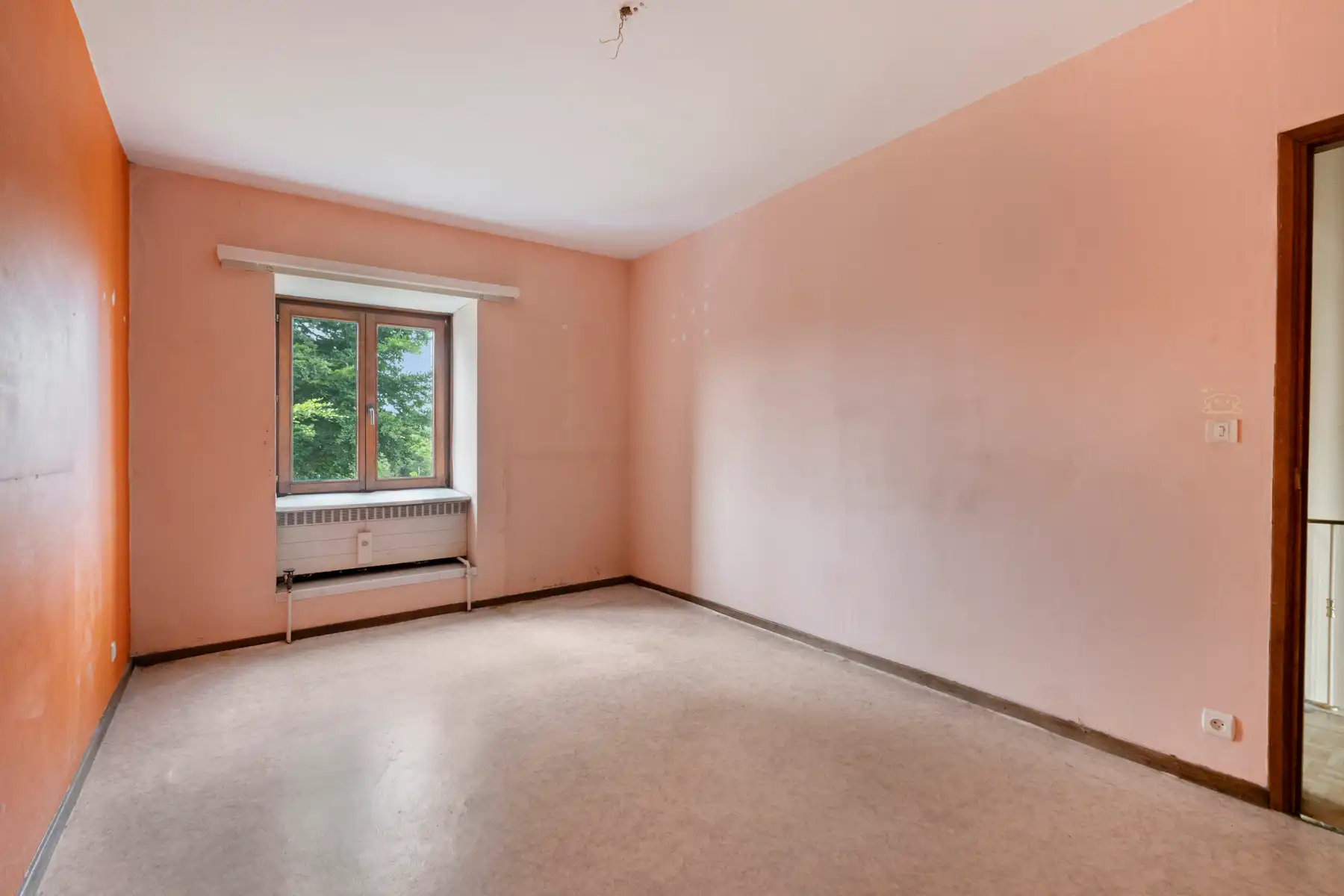 Ruime familiewoning (HOB) met garage en tuin! foto 14