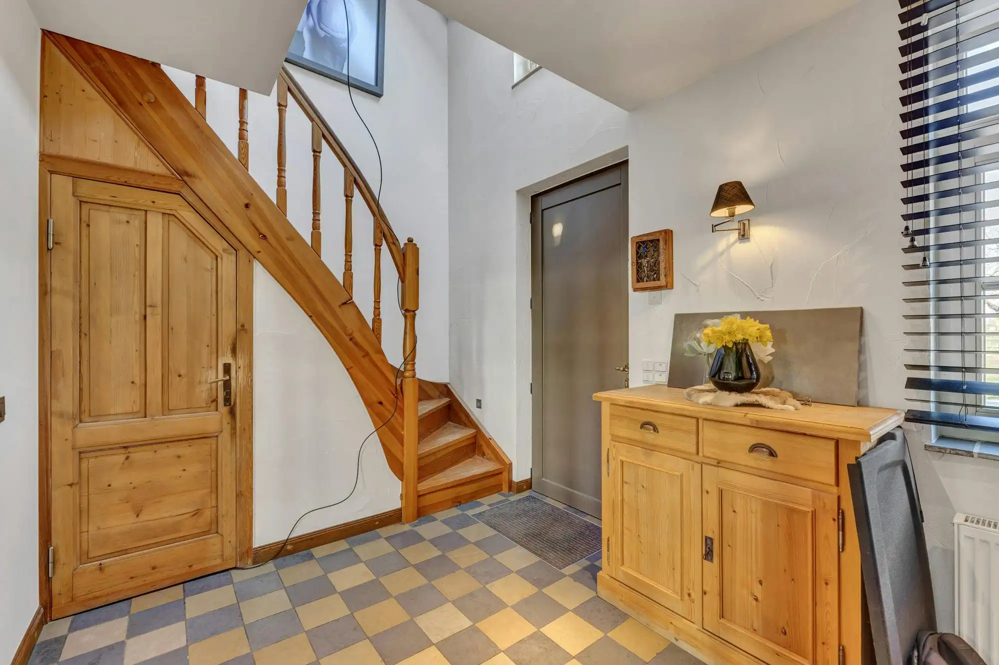 Exclusief en veelzijdig handelspand met woning te Gooik foto 19