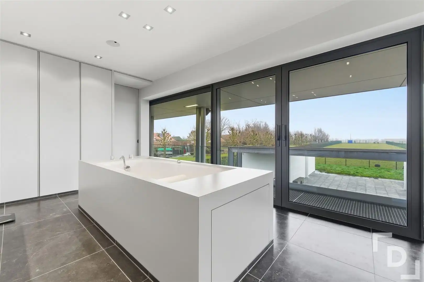 Luxueuze en energiezuinige villa met hoogwaardige afwerking foto 13