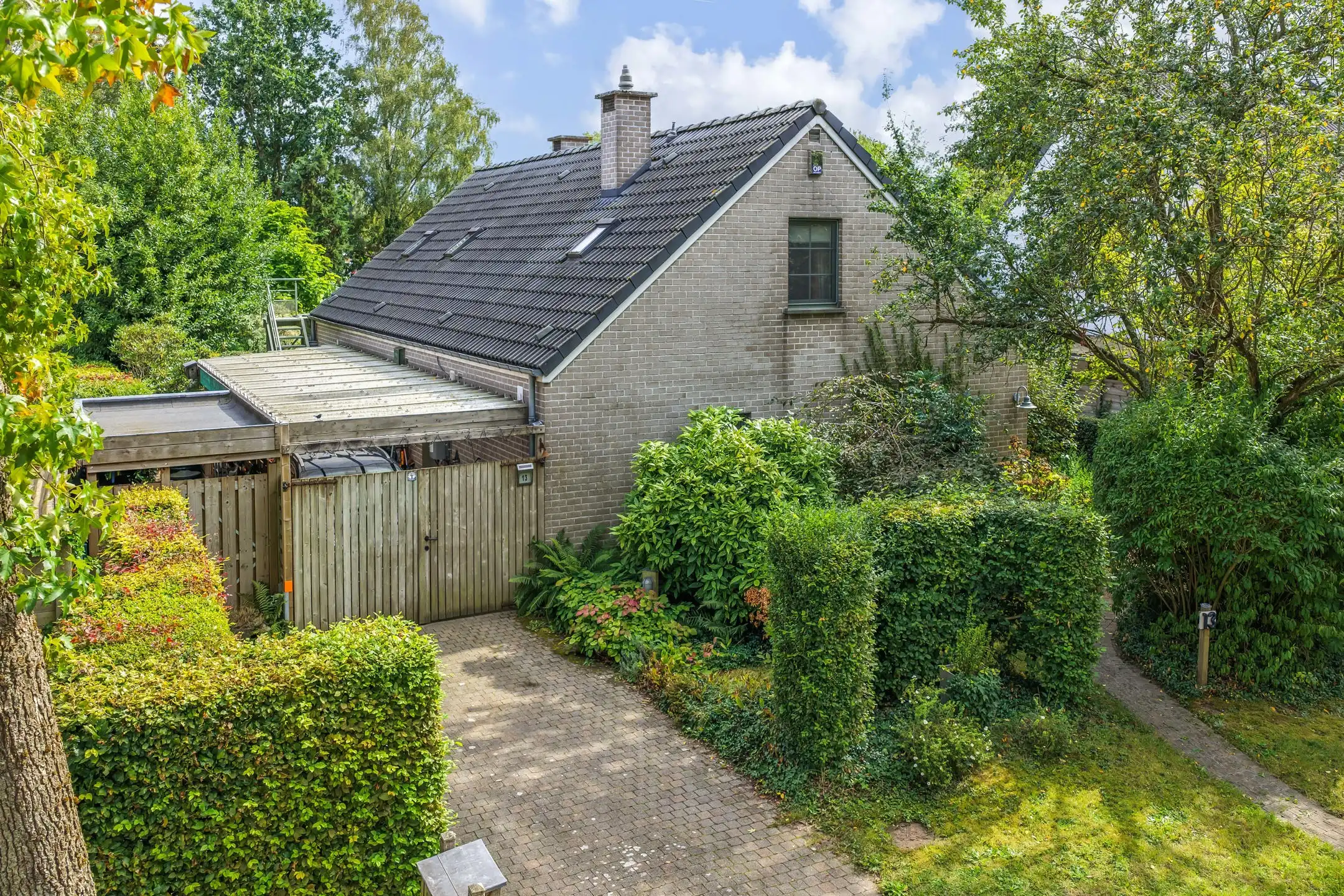 Instapklare gezinswoning met 3 slaapkamers in Emblem foto 3