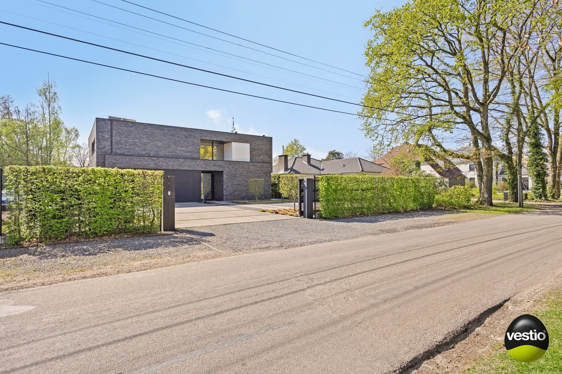 EXCLUSIEVE VILLA MET 3 SLAAPKAMERS, 2 BADKAMERS, BUREEL EN ZWEMBAD TE KOOP IN HASSELT foto 41