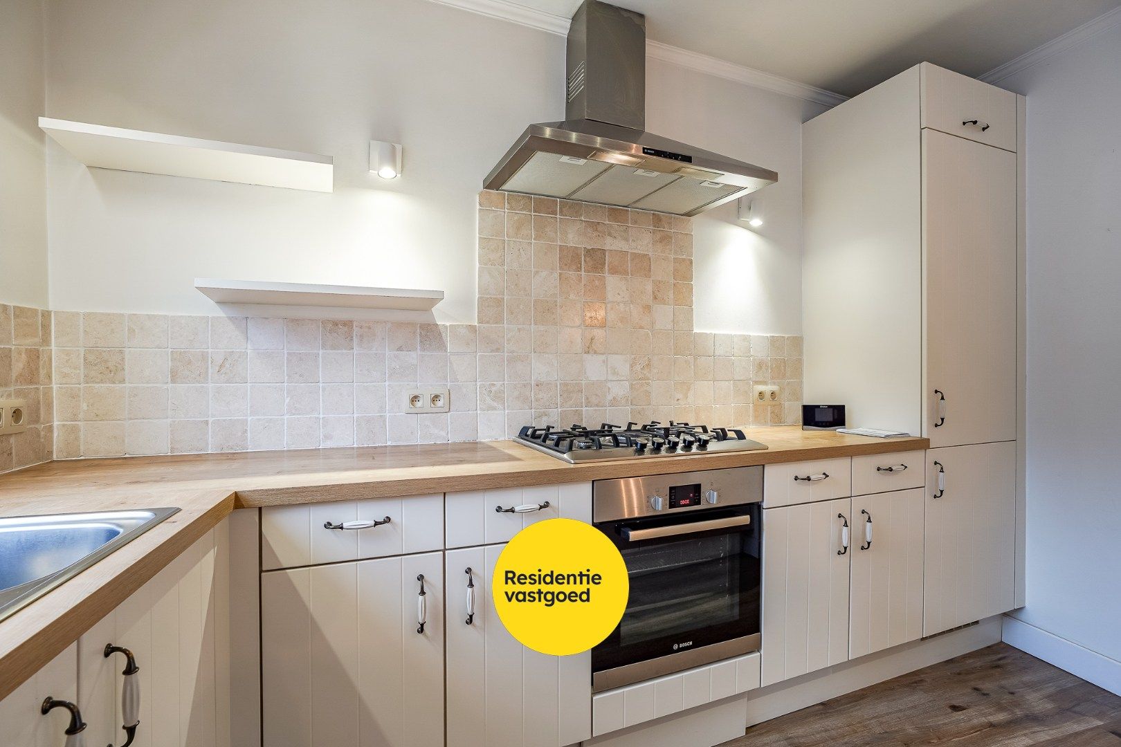 Ruim appartement te huur in Eernegem foto 7