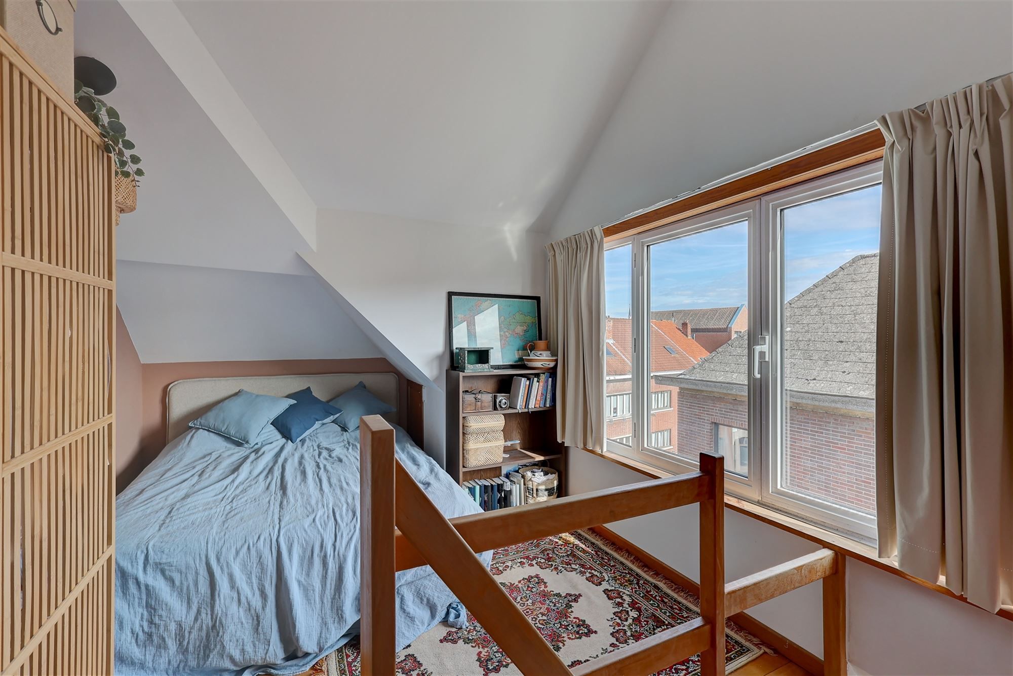 Lichtrijk dakappartement te huur in het centrum van Mechelen foto 6