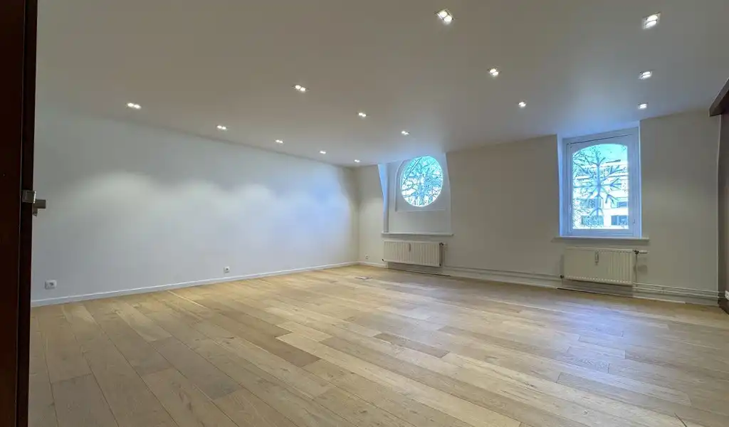 Kantoren te huur in monumentale herenwoning in Anwerpen foto 11