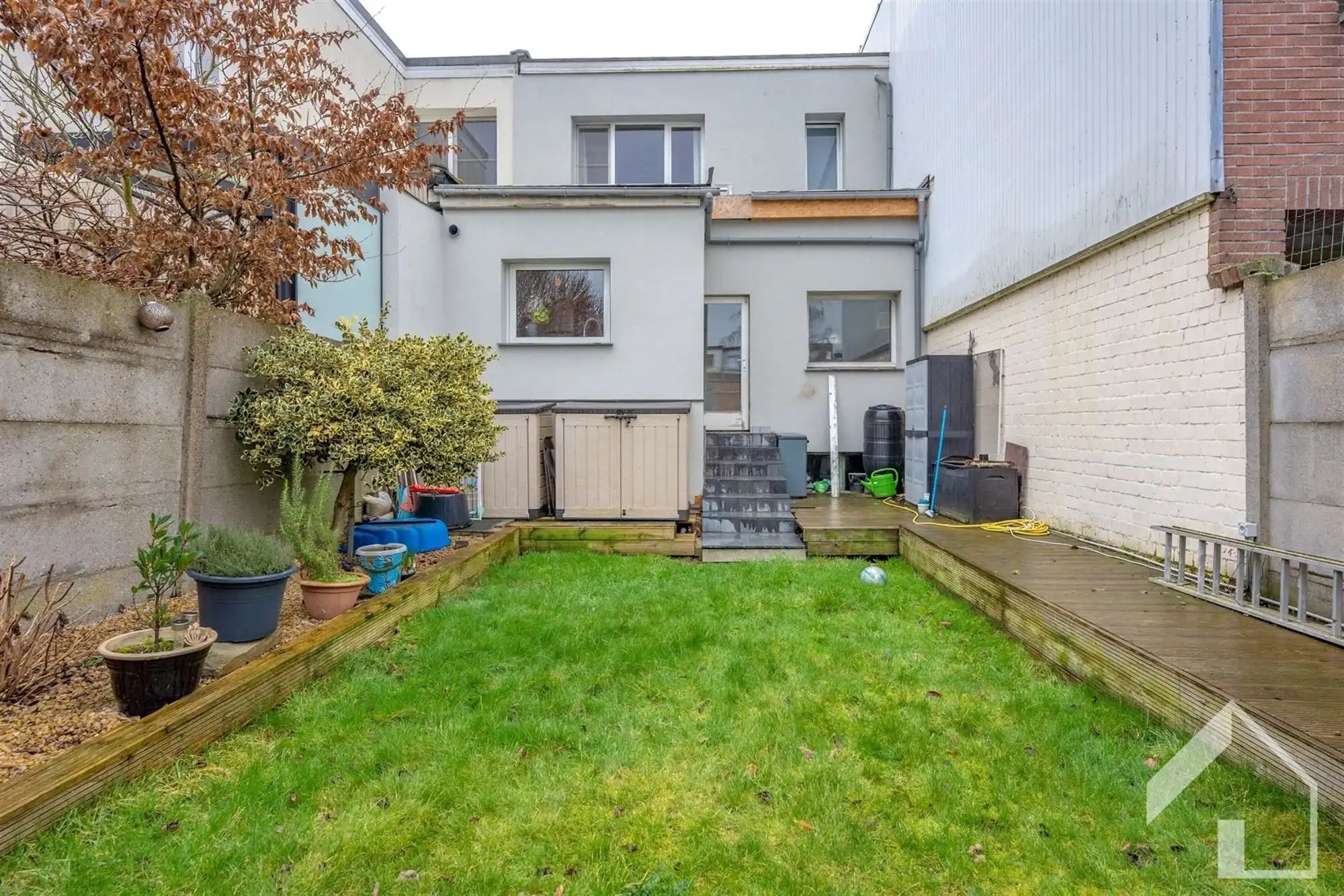 Instapklare gezinswoning met 3 slaapkamers, garage en tuin in rustige enkelrichtingsstraat te Deurne foto 13