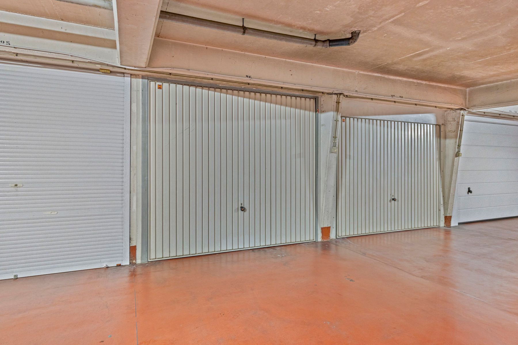 Instapklaar 2 slpk appartement in hartje Anderlecht! foto 11