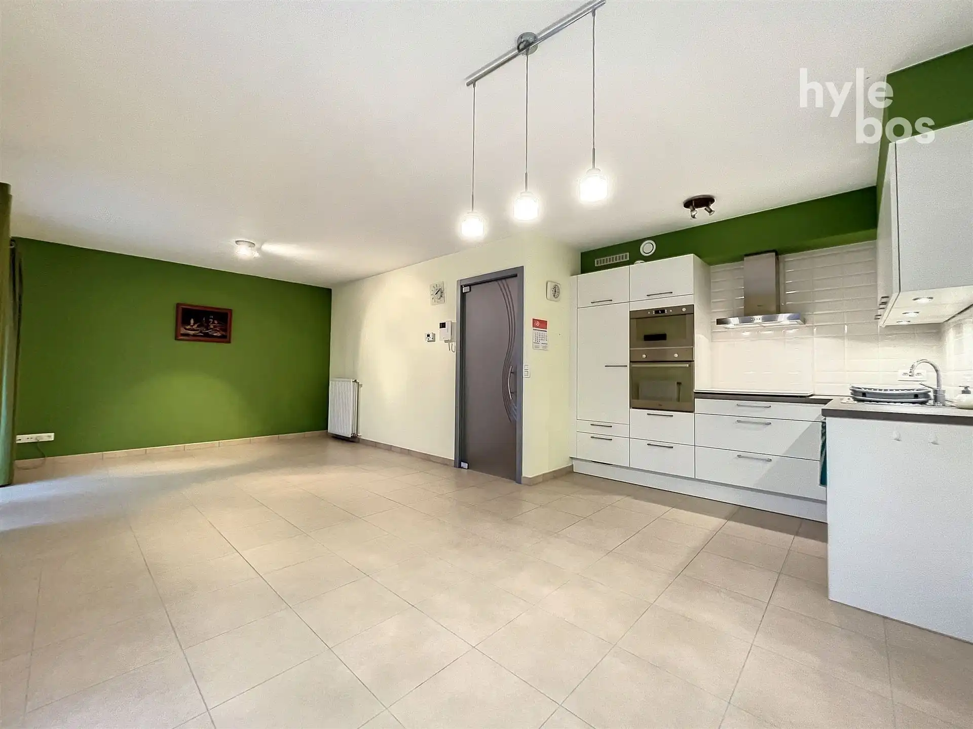 Centraal gelegen instapklaar appartement met stadstuin en parkeerplaats foto 3