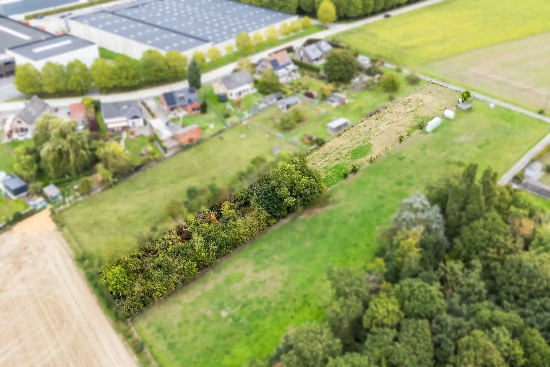 Rustig gelegen weiland in een groene en landelijke omgeving! foto 7