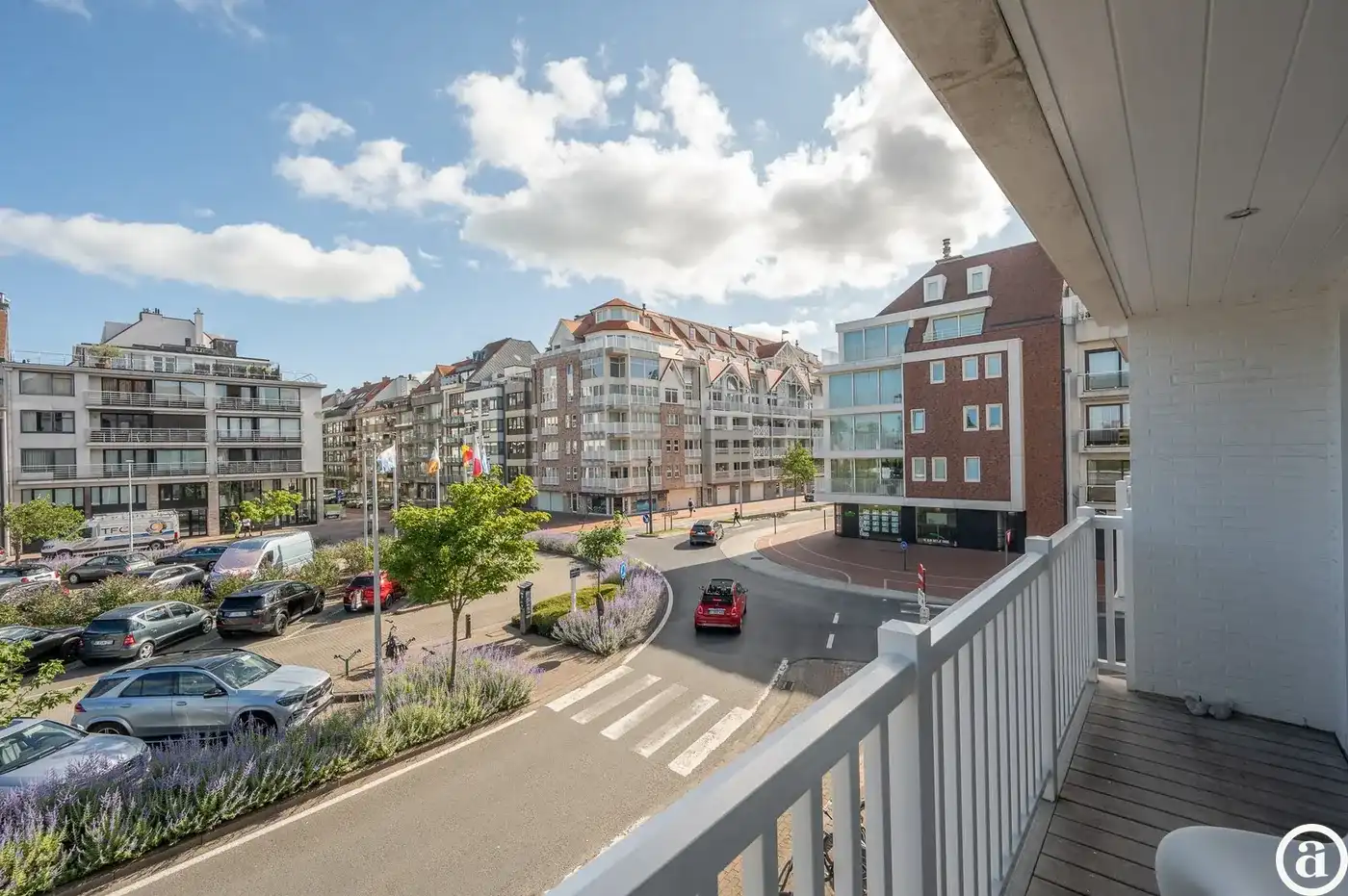 Modern appartement met open uitzicht over het A. Hansplein   foto {{pictureIndex}}