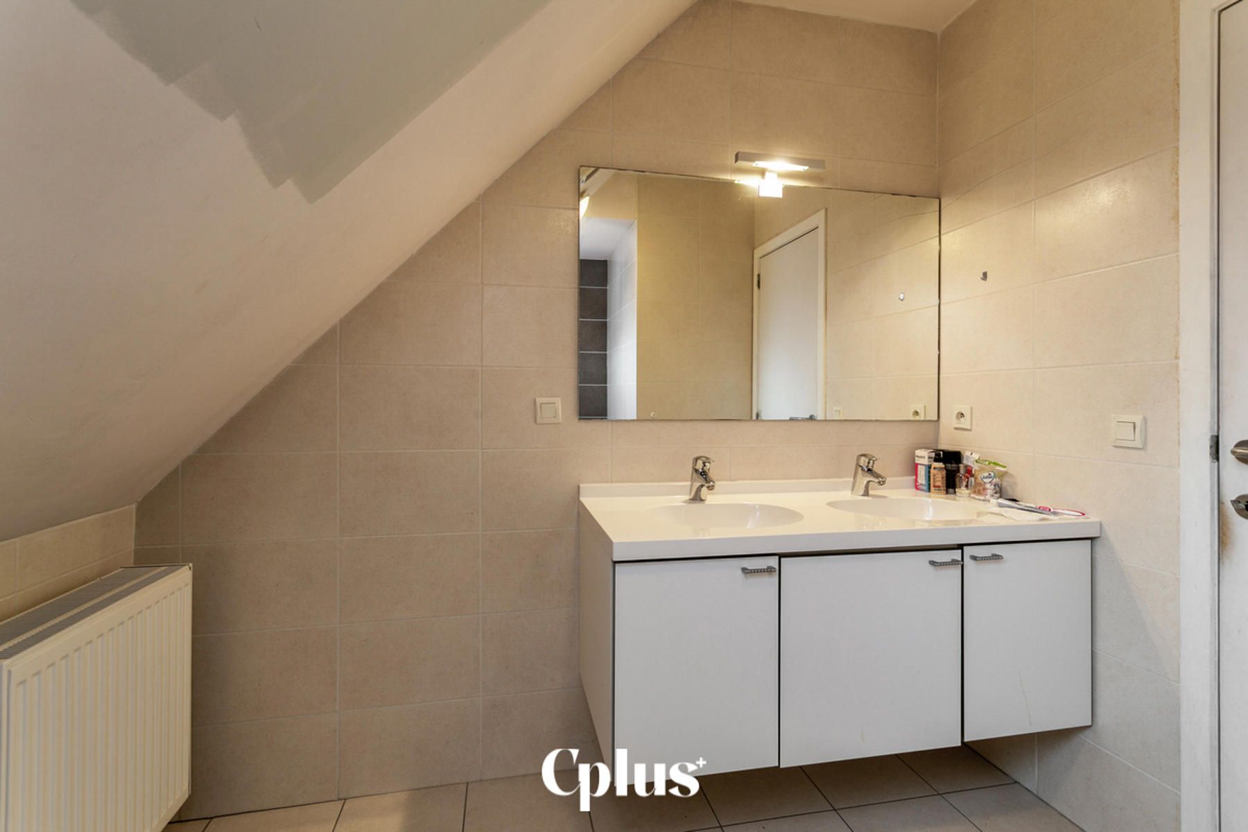 Duplex appartement te Sint-Amandsberg - Te huur  foto 8
