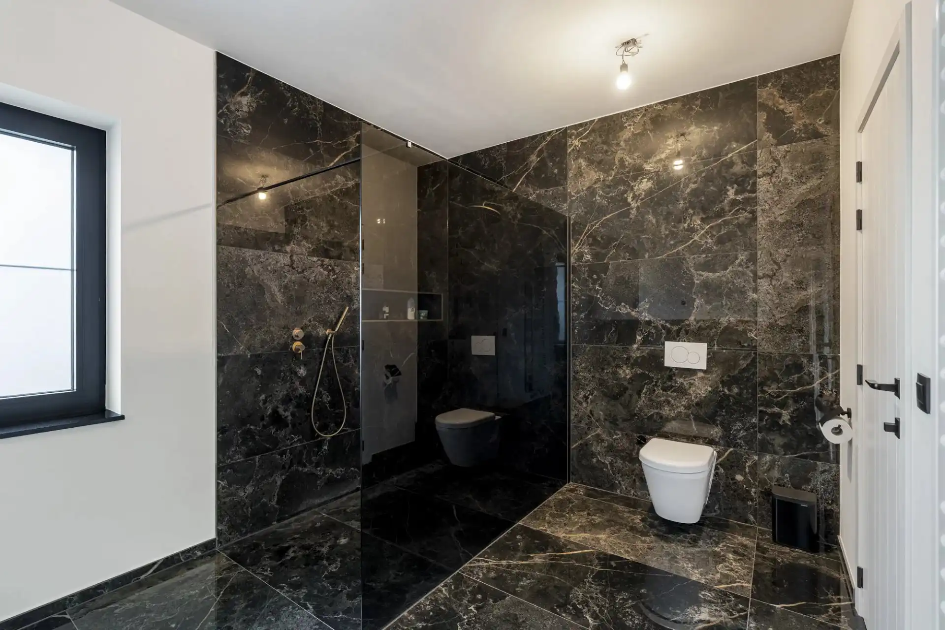 Karaktervolle ingenieurswoning op riant perceel foto 15