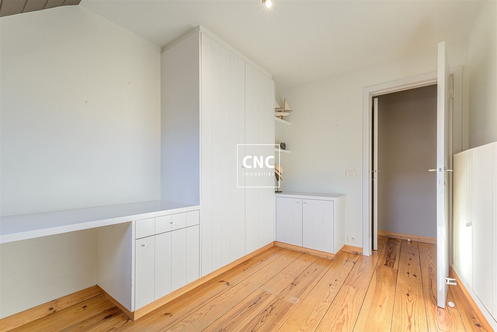 Instapklare bel-étagewoning op rustige ligging te Duinbergen foto 16