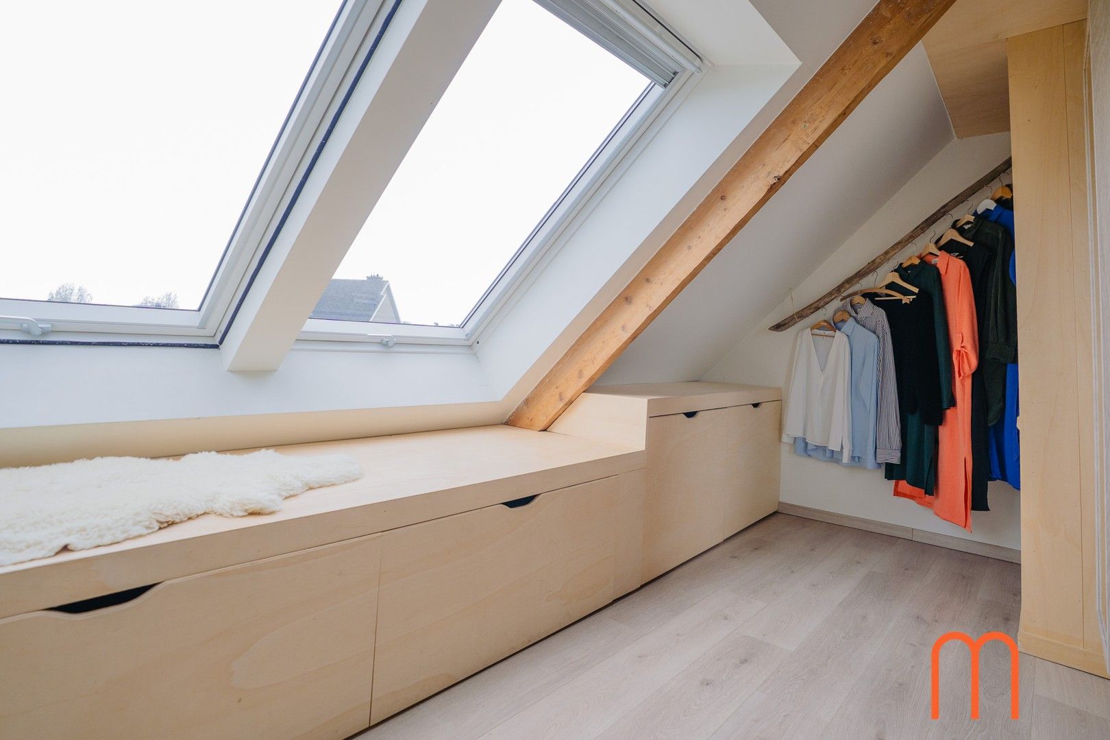 Prachtig gerenoveerde halfopen woning met 4 slaapkamers te koop in Mariakerke foto 21