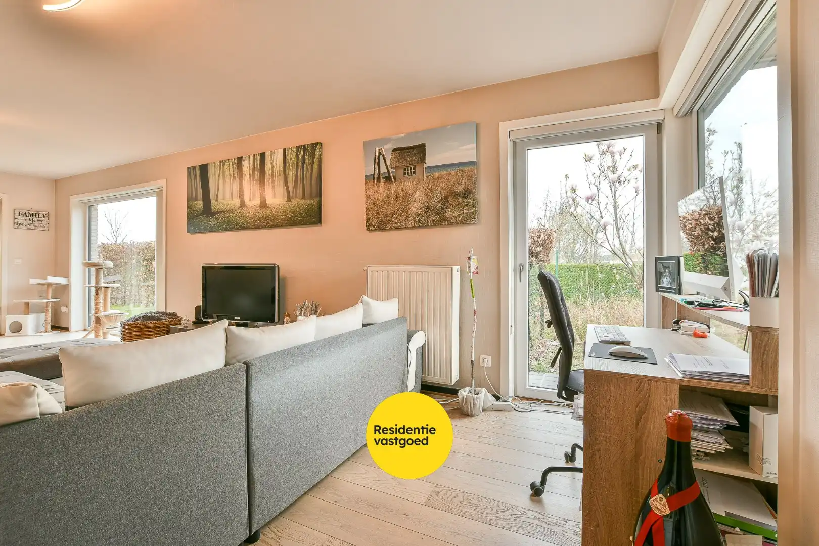 Instapklare halfopen woning met 3 slaapkamers en zonnige tuin in Vosseslag, vlakbij bos en duinen foto 7