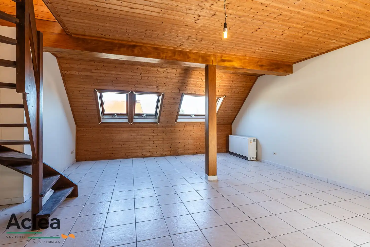 Instapklaar goed gelegen duplexappartement in centrum Eeklo foto 3