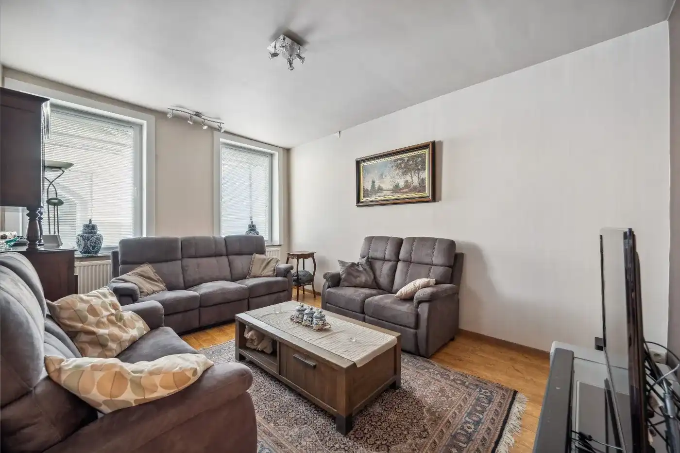 2 gekoppelde woningen met handelsruimte en woonst foto 18