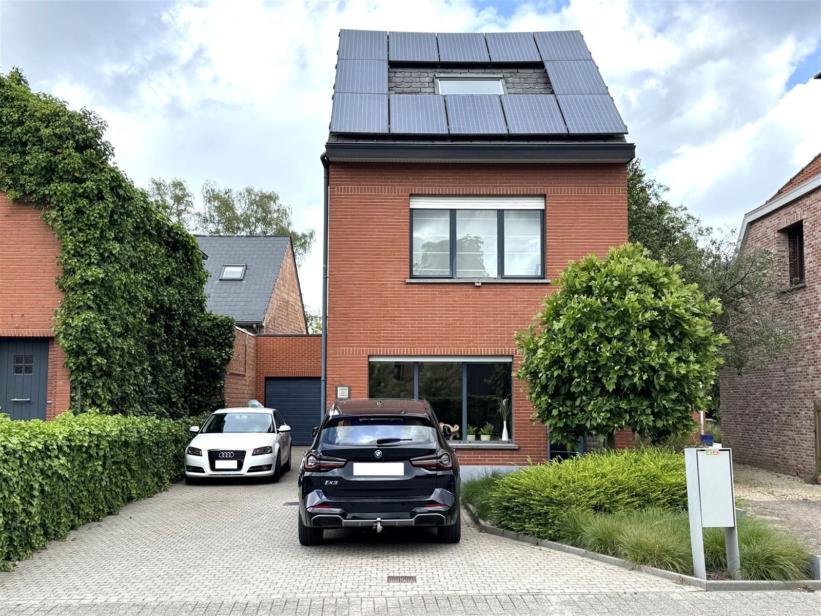 Huis foto {{pictureIndex}}