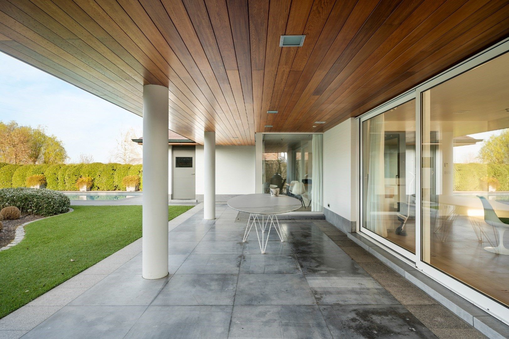 Hoogwaardige villa met bedrijfsgebouw op 3704 m². foto 22