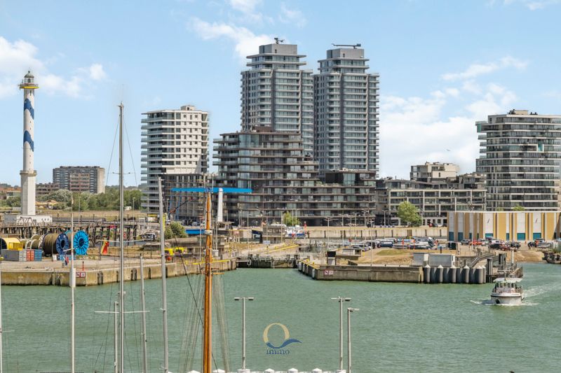 Res. Spinnaker - Smaakvol en kwalitatief gerenoveerd 1 slpk dakapp. met ruim terras en panoramisch zicht op de Visserskaai foto 12