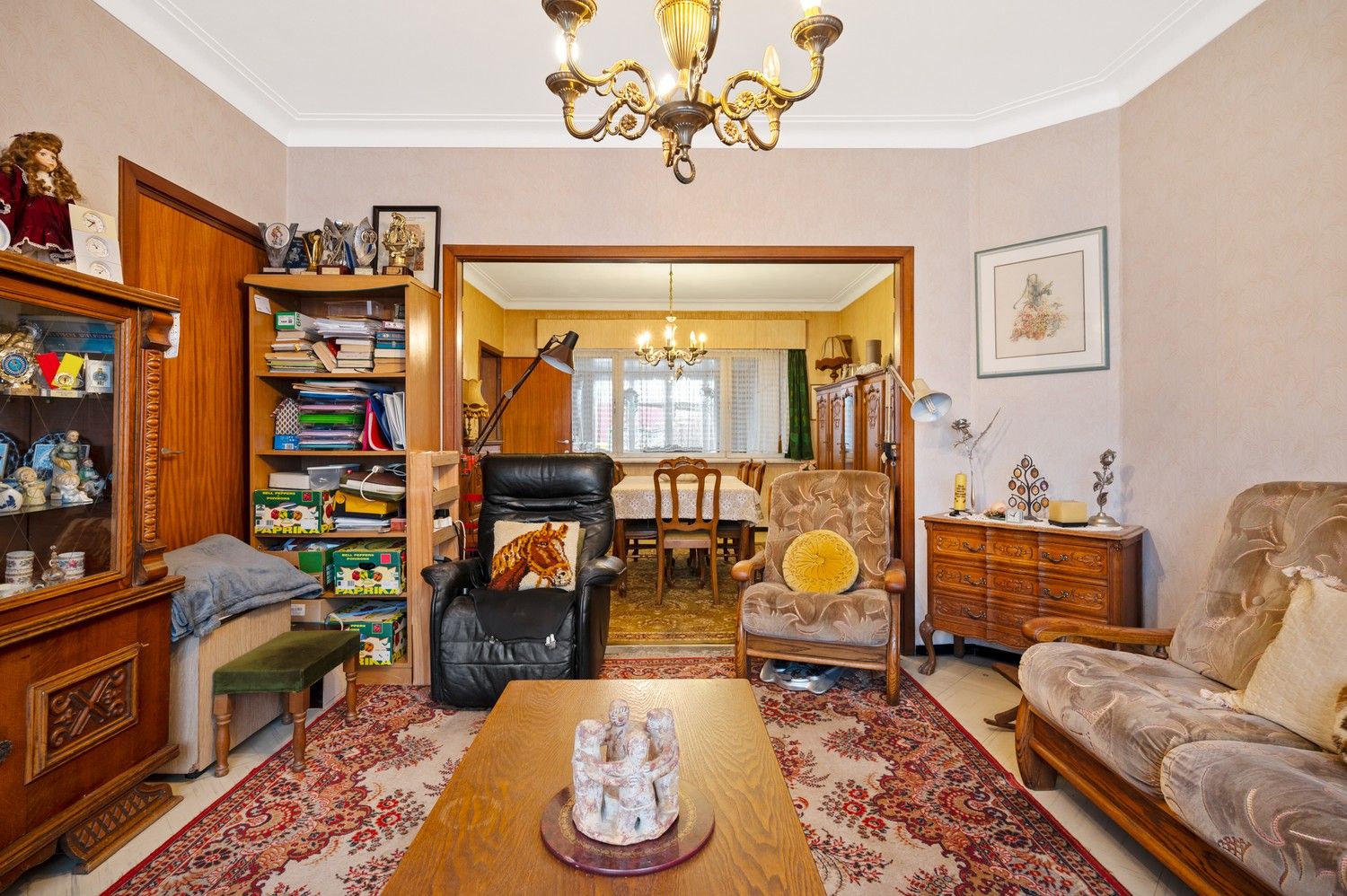 Te renoveren woning met magazijn en veel potentieel op toplocatie in Lint foto 5