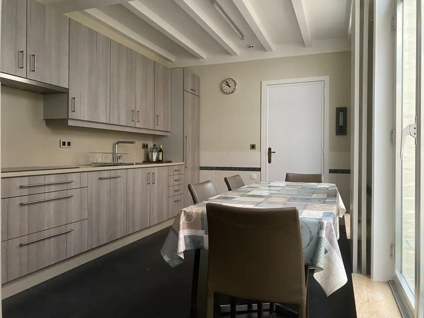 Handelspand met ruime woonst in het hart van Geraardsbergen foto 8