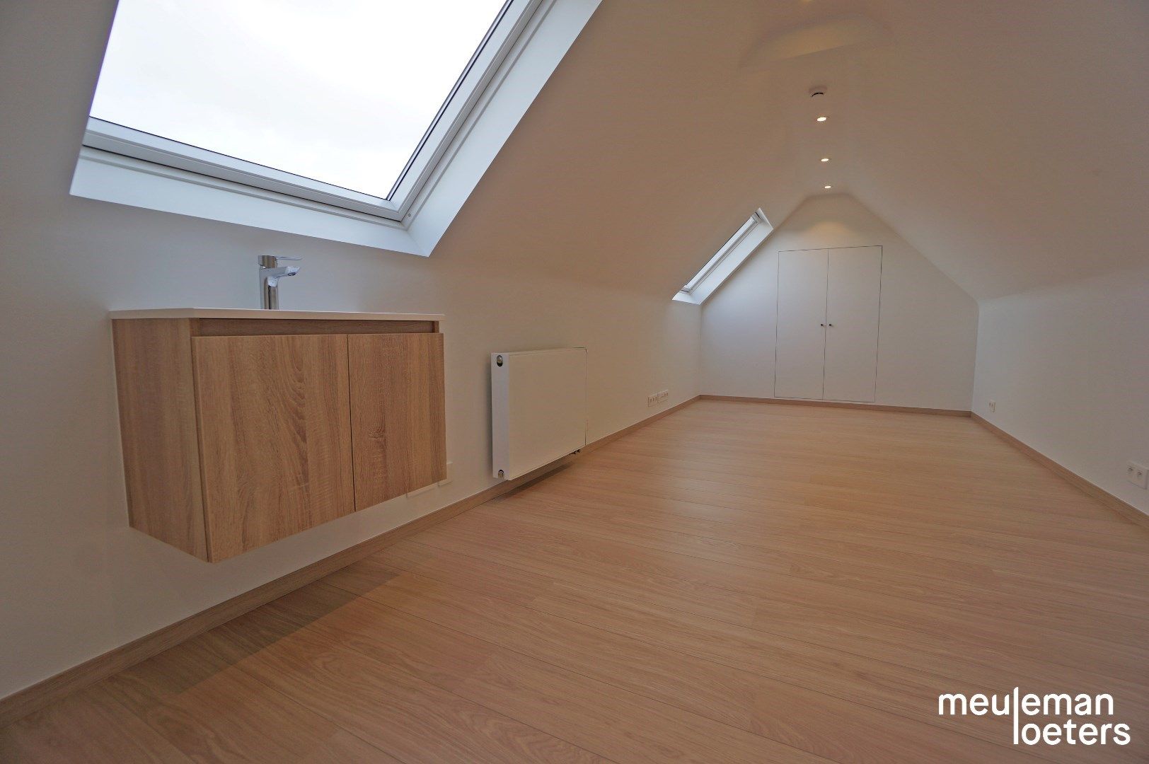 Ruime woning kwalitatief afgewerkt foto 11