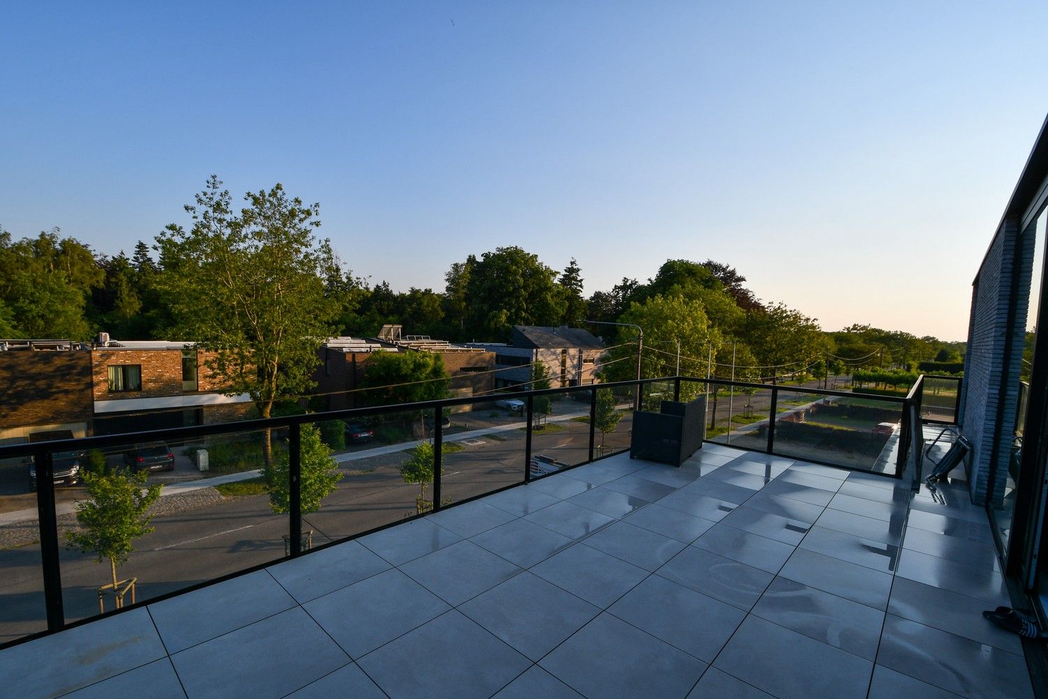 Prachtig appartement met enorm zonneterras op een goede locatie foto 1