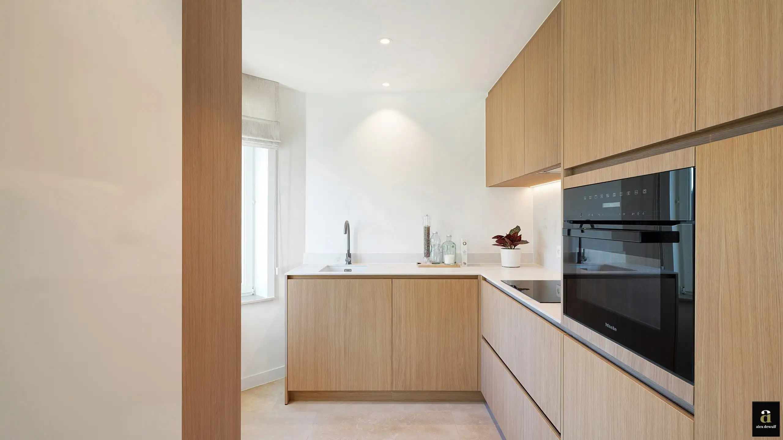 Zuidgericht tuinappartement in de Bayauxlaan nabij het Rubensplein. foto 9