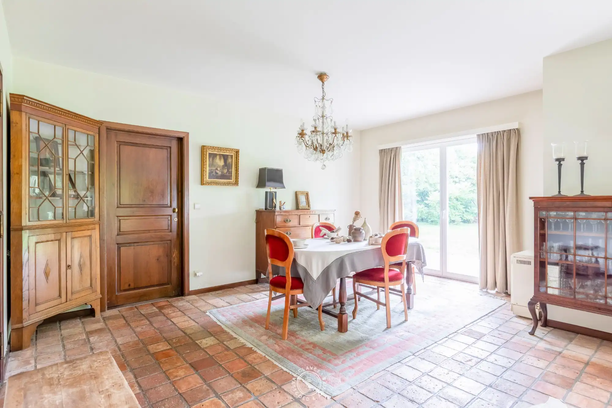 Uniek landhuis met charme en meer dan 10.000 m² eigen grond foto 13