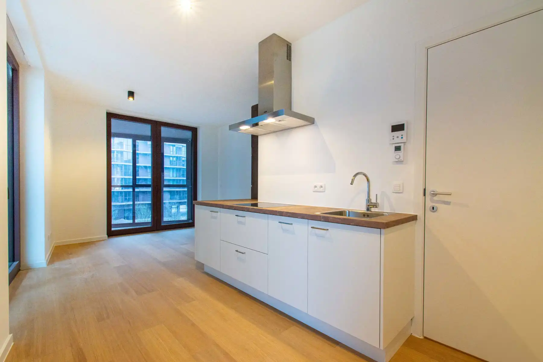 Lichtrijk appartement met terras dicht van de Schelde  foto 3